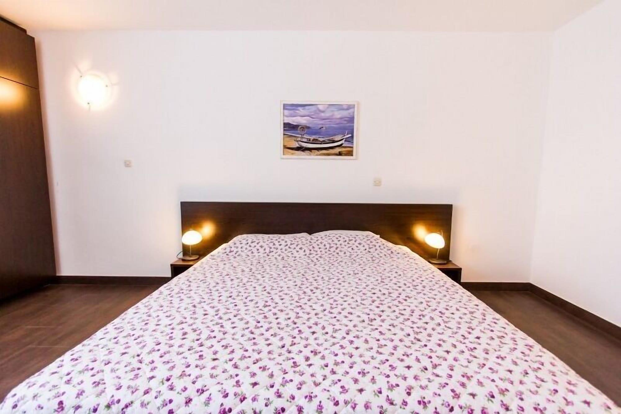 Hotel Omorika Пунат Экстерьер фото